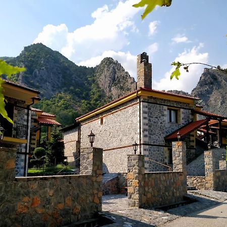 Yades Pozar Otel Káto Loutrákion Dış mekan fotoğraf