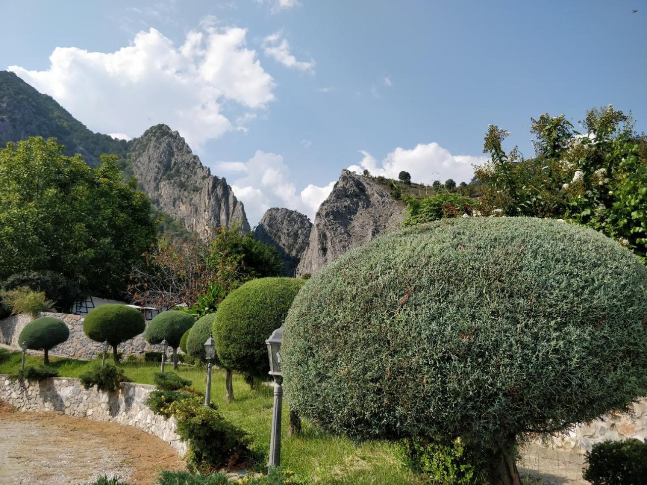 Yades Pozar Otel Káto Loutrákion Dış mekan fotoğraf